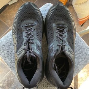 Womens Hoka One One Bondi 7 , 11 W, Black, with box